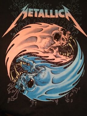 Metallica Graphic T-Shirt